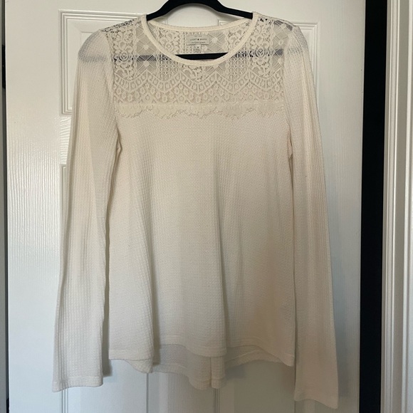 Lucky Brand top size medium - Picture 1 of 1
